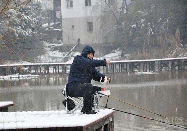 刚下完雪后如何钓鱼？刚下完雪后如何钓鱼最好？
