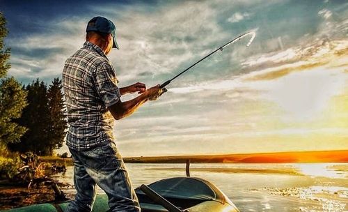 如何喜欢上钓鱼，如何与喜欢钓鱼的男生交流？